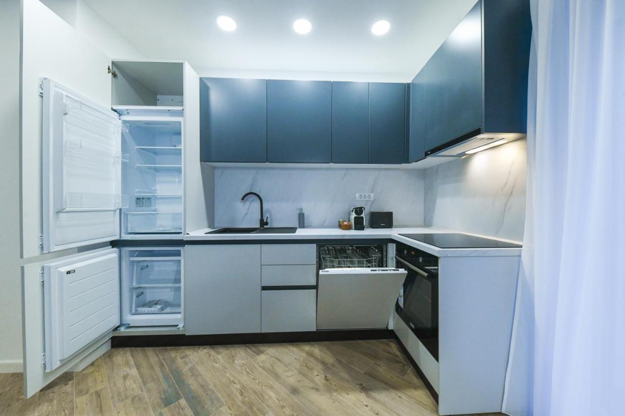 The Park Apartment *